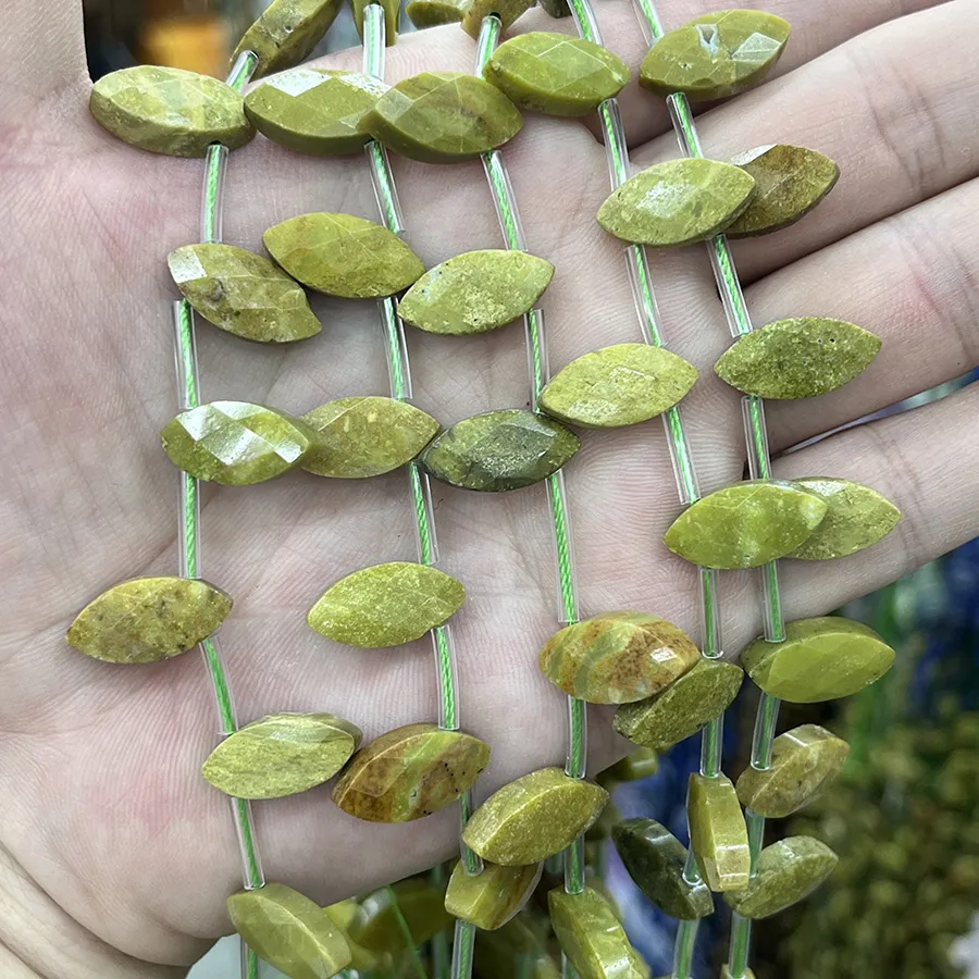 Grüner Opal Cabochon Blattform 8-16.5mm - Bild 6 von 6 | Moss Crystal