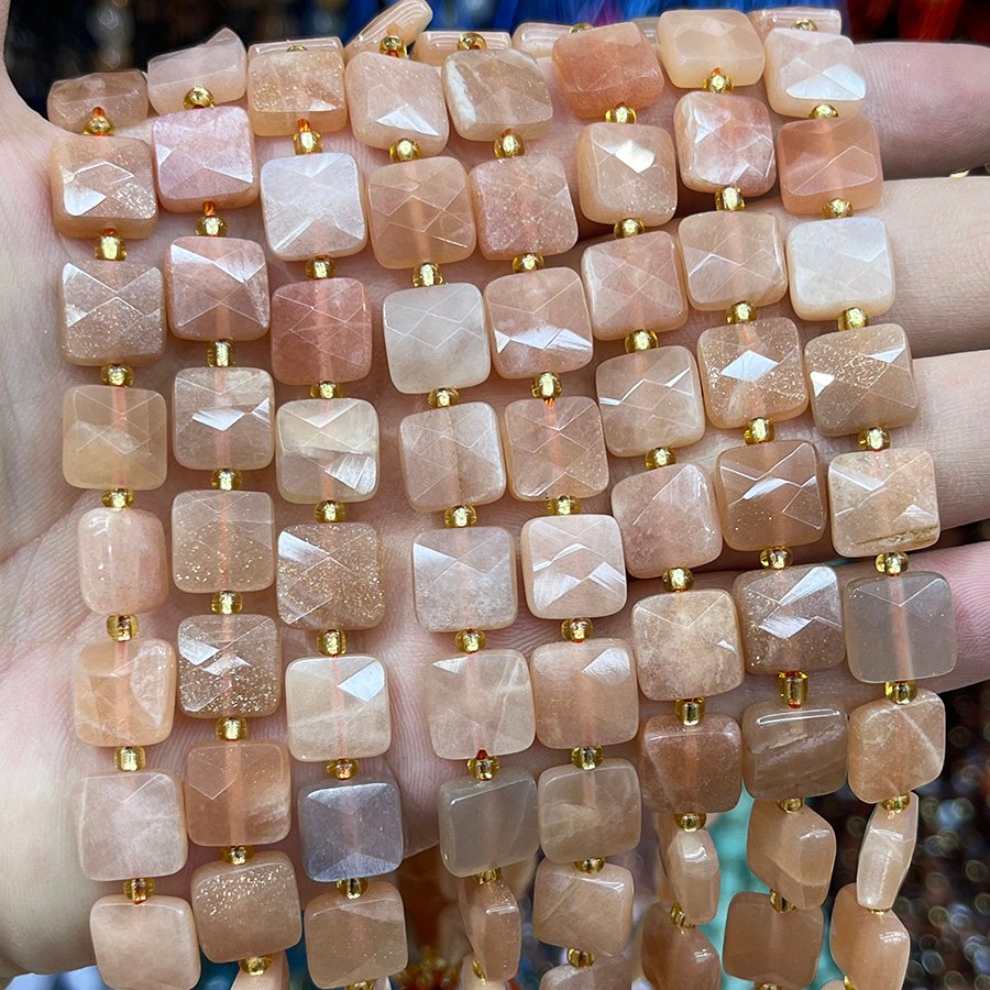Aventurin Quadratisch Facettiert 10mm - MossCrystal